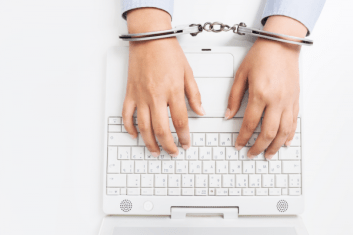 handcuffs-computer-600x400.png